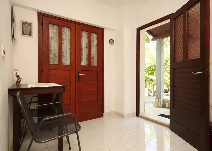 Apartment By The Sea - Dugi Otok - 8151
