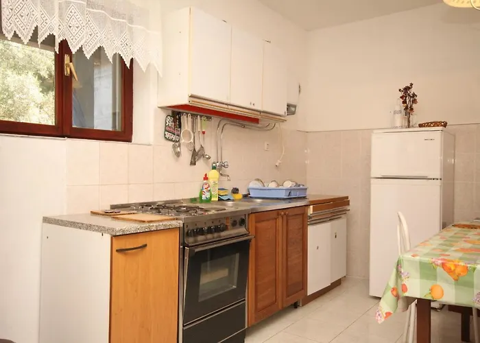 Apartment By The Sea - Dugi Otok - 8151